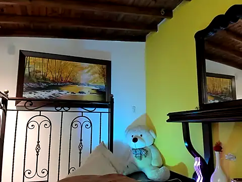 Zulyhenao online show from 30, 10, 2025