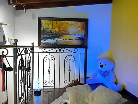 Zulyhenao online show from 26, 11, 2025