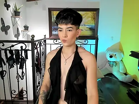 Zulyhenao online show from 26, 10, 2025