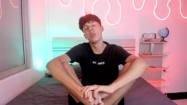 luccas ferreira online show from 11, 11, 2025