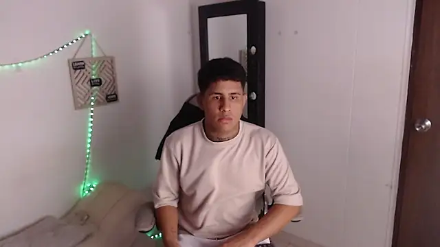 Dylan horny online show from 9, 10, 2025