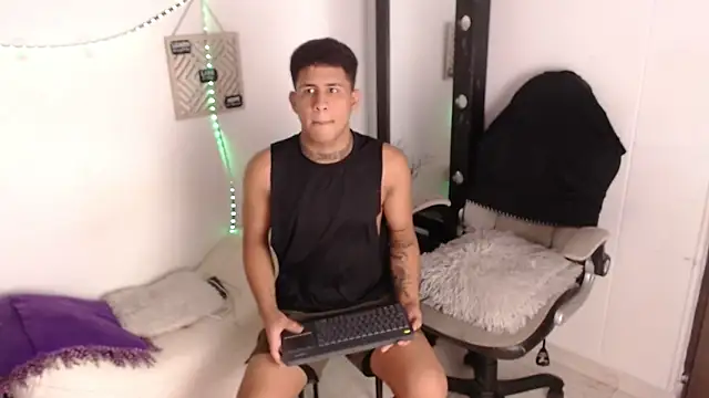 Dylan horny online show from 10, 10, 2025