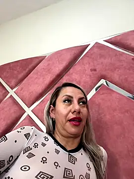 GisellTorres36 online show from 6, 10, 2025