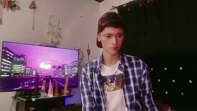 Tyler cat online show from 26, 11, 2025