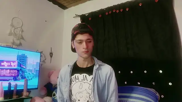 Tyler cat online show from 17, 12, 2025