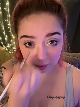 KellyMoors online show from 10, 2, 2026