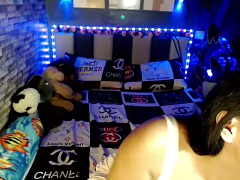 fallinLunaxX online show from 8, 5, 2026