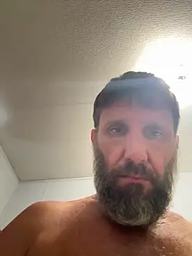 Snapshot of beastmaster504 chatting on 28, 10, 2025 beastmaster504 online show from 28, 10, 2025