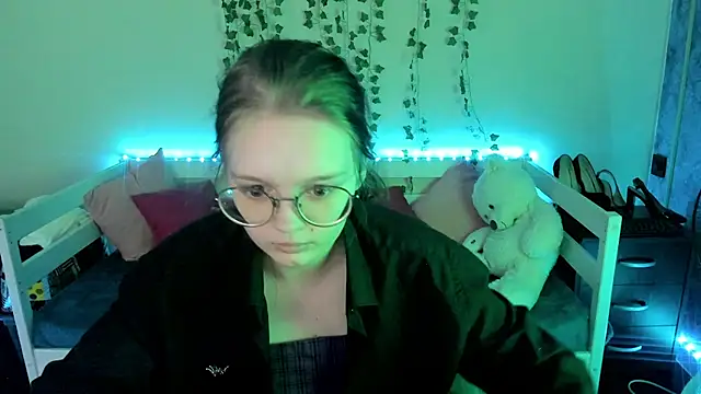 shy elina01 online show from 10, 10, 2025