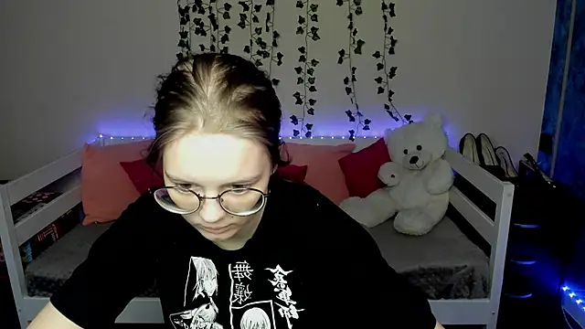 shy elina01 online show from 15, 10, 2025