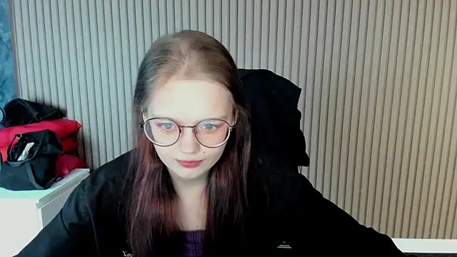 shy elina01 online show from 7, 10, 2025