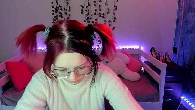 shy elina01 online show from 18, 11, 2025