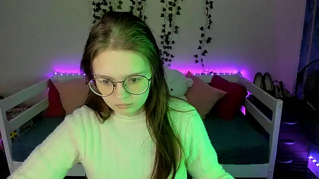 shy elina01 online show from 24, 10, 2025