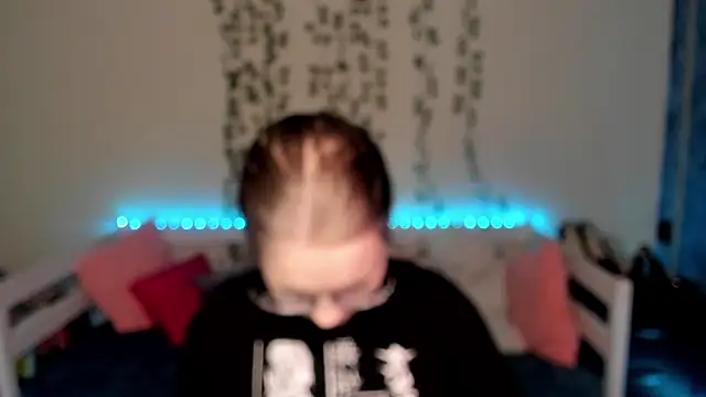 shy elina01 online show from 12, 10, 2025