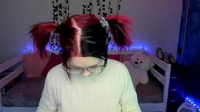 shy elina01 online show from 13, 11, 2025