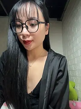 Linh5790 online show from 11, 10, 2025
