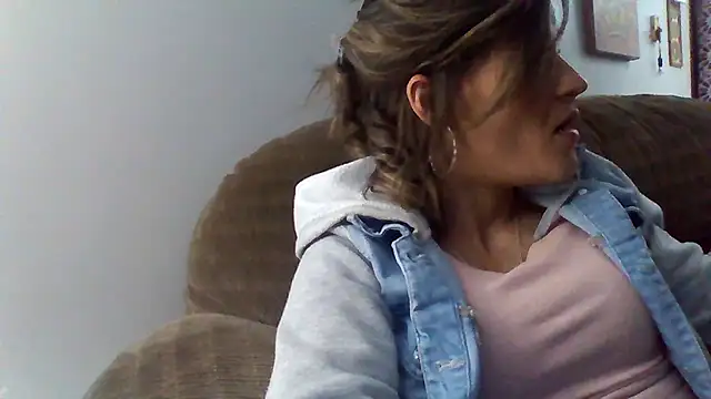 Snapshot of Rileyy7tk chatting on 3, 11, 2025 Rileyy7tk online show from 3, 11, 2025