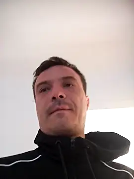 viktor1992-1-1 online show from 16, 6, 2026