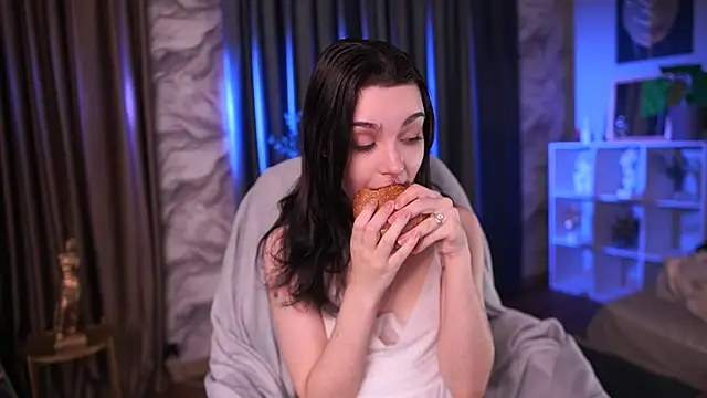 ElizabethMilller  online show from 17, 4, 2026