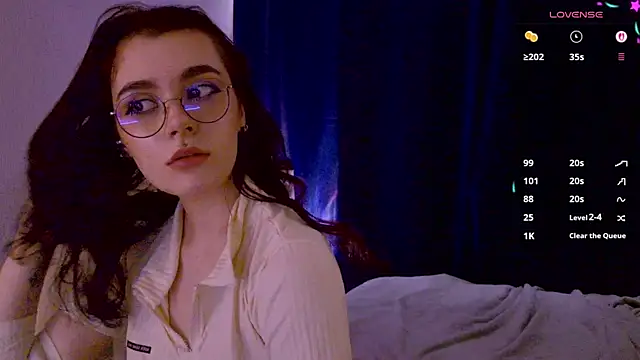 Snapshot of ElizabethMilller_ chatting on 12, 7, 2026 ElizabethMilller online show from 12, 7, 2026