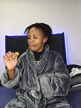 Sex bomb30 online show from 3, 6, 2026