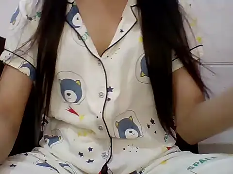 Hotty kaira online show from 22, 5, 2026