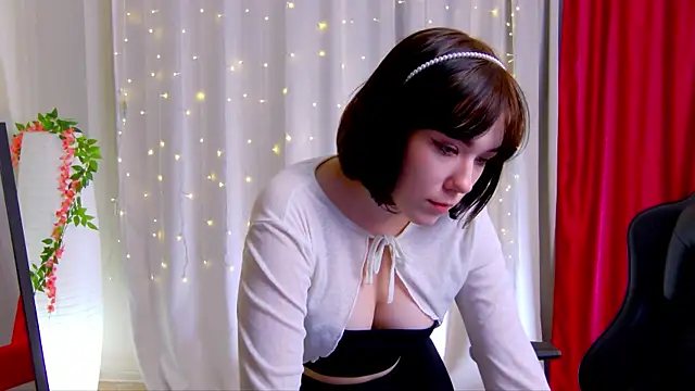 Kelly foox online show from 15, 10, 2025