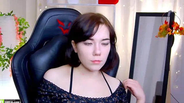 Kelly foox online show from 2, 11, 2025