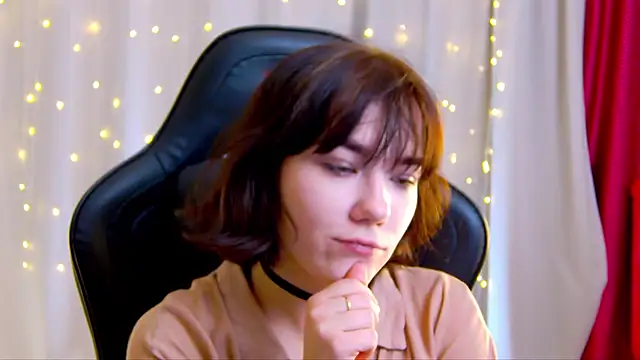 Kelly foox online show from 16, 10, 2025