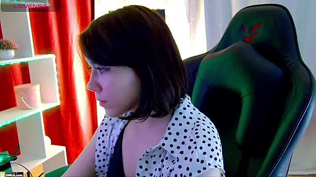 Kelly foox online show from 17, 11, 2025