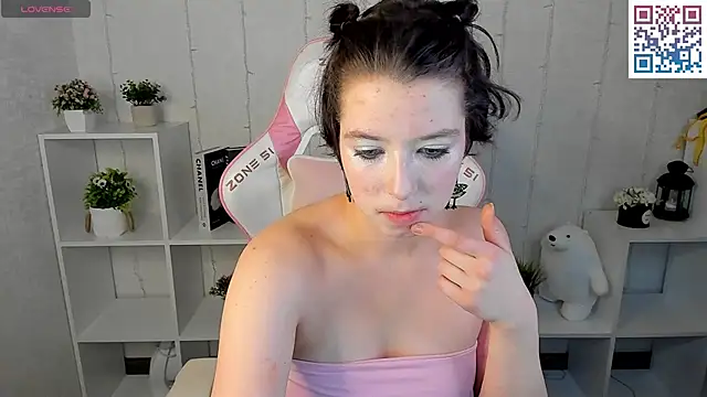 Sara Frayer online show from 14, 2, 2026