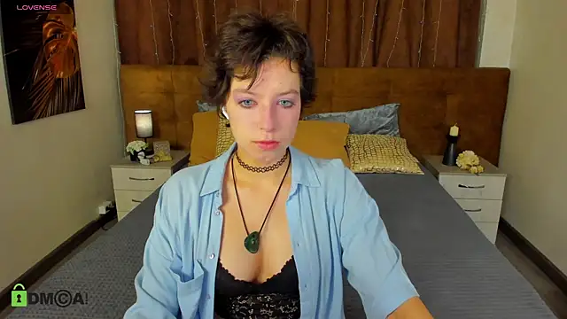 Sara Frayer online show from 25, 10, 2025