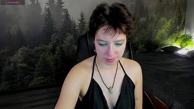 Sara Frayer online show from 1, 12, 2025