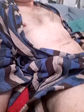 Snapshot of Vintermelon2 chatting on 5, 2, 2026 Vintermelon2 online show from 5, 2, 2026