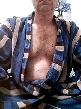 Snapshot of Vintermelon2 chatting on 22, 2, 2026 Vintermelon2 online show from 22, 2, 2026