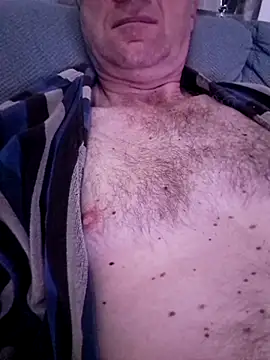 Snapshot of Vintermelon2 chatting on 15, 2, 2026 Vintermelon2 online show from 15, 2, 2026