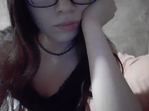 miaahot69 online show from 4, 12, 2025