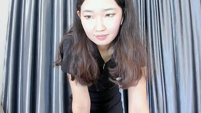 Snapshot of angel_soo chatting on 11, 11, 2025 angel soo online show from 11, 11, 2025