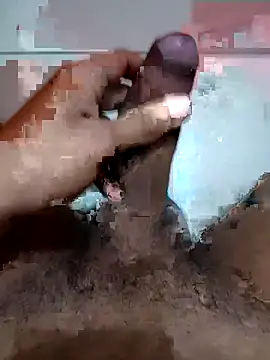 Elegant Guy online show from 28, 10, 2025