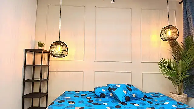 Nikki Vesper online show from 30, 10, 2025