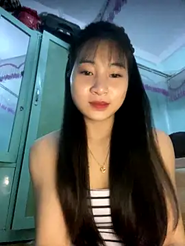 banlinh004 online show from 23, 12, 2025