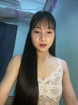 Snapshot of banlinh004 chatting on 10, 5, 2026 banlinh004 online show from 10, 5, 2026