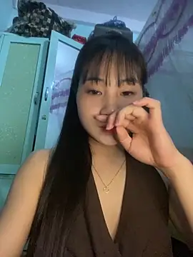 Snapshot of banlinh004 chatting on 10, 3, 2026 banlinh004 online show from 10, 3, 2026