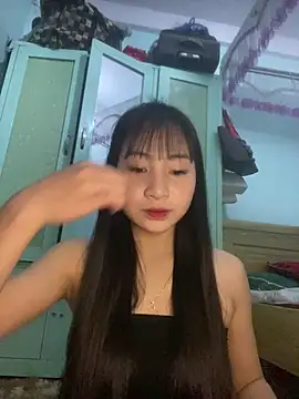 Snapshot of banlinh004 chatting on 23, 3, 2026 banlinh004 online show from 23, 3, 2026