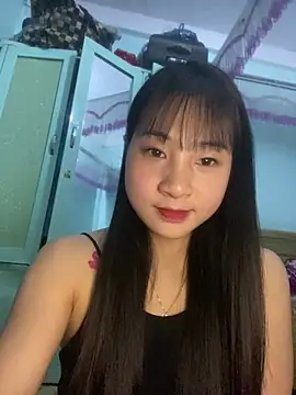Snapshot of banlinh004 chatting on 9, 3, 2026 banlinh004 online show from 9, 3, 2026