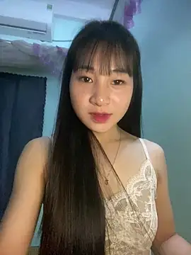 Snapshot of banlinh004 chatting on 6, 5, 2026 banlinh004 online show from 6, 5, 2026