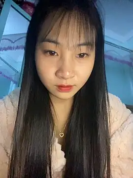 banlinh004 online show from 2, 12, 2025