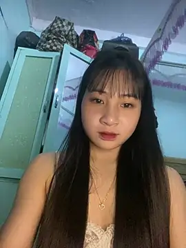 Snapshot of banlinh004 chatting on 1, 4, 2026 banlinh004 online show from 1, 4, 2026