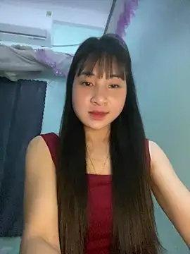 Snapshot of banlinh004 chatting on 5, 4, 2026 banlinh004 online show from 5, 4, 2026