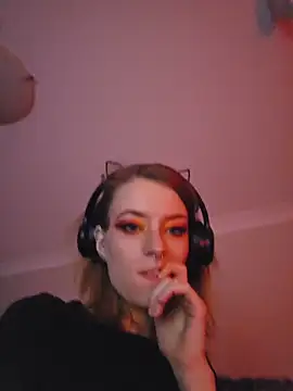 lonely Cosplay chick online show from 14, 10, 2025